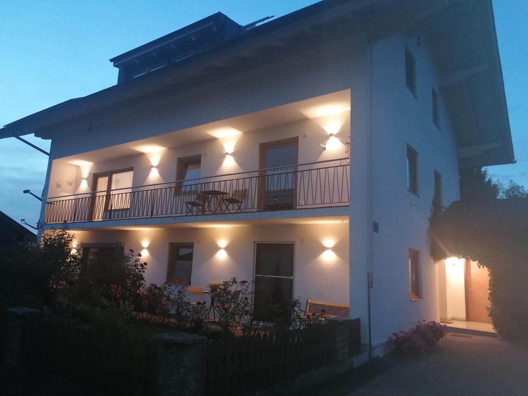 Ferienwohnung Juli'S Траунштайн Экстерьер фото